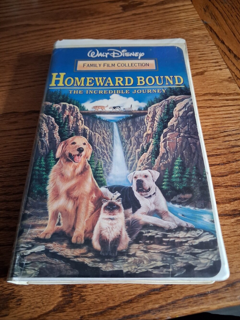 Vintage 90s Walt Disney Homeward Bound The Incredible Journey VHS Tape